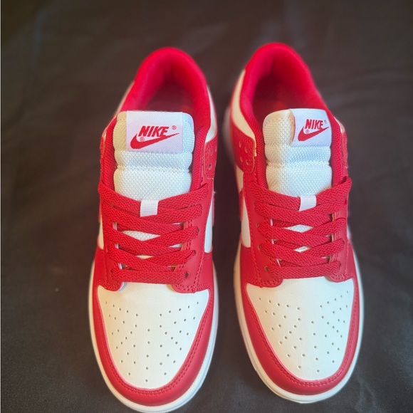 Nike Dunk Low Red size 6.5 women’s - Picture 9 of 11